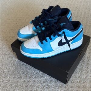 Jordan Blue and White Sneakers High-Top Classic